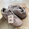 yeezy_500_ash_grey_1648448272_ad80949d_progressive_edit_20533404953636.jpg